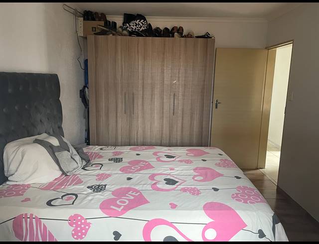 3 BEDROOM FREEHOLD FOR SALE IN SOSHANGUVE VV